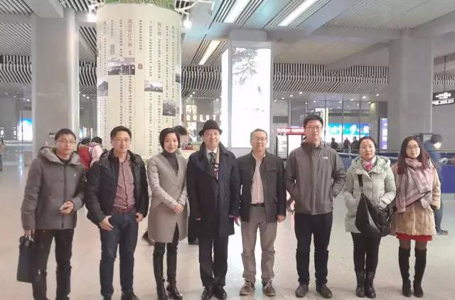 東方龍商務(wù)CEO陳谷音陪同四批投資選址項(xiàng)目方針對性考察南京棲霞區(qū) 東方龍商務(wù)CEO陳谷音陪同四批投資選址項(xiàng)目方針對性考察南京棲霞區(qū)