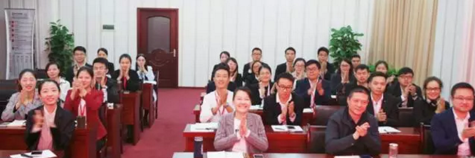 舉行投資選址項(xiàng)目評估會(huì),多個(gè)項(xiàng)目將于近期在上海總部、深圳分公司與相關(guān)政府園區(qū)進(jìn)行對接 舉行投資選址項(xiàng)目評估會(huì),多個(gè)項(xiàng)目將于近期在上海總部、深圳分公司與相關(guān)政府園區(qū)進(jìn)行對接