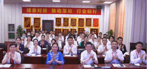五月中旬投資選址項(xiàng)目評估會,38個高質(zhì)量項(xiàng)目經(jīng)評估考察后,可對接政府園區(qū) 五月中旬投資選址項(xiàng)目評估會,38個高質(zhì)量項(xiàng)目經(jīng)評估考察后,可對接政府園區(qū)