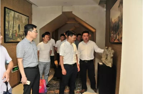 陪同政府園區赴縣域總部基地投資選址項目方對接考察,助力產業轉型升級,促進縣域經濟發展 陪同政府園區赴縣域總部基地投資選址項目方對接考察,助力產業轉型升級,促進縣域經濟發展