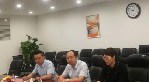 陪同政府園區赴醫療康養旅游基地投資選址項目方對接考察,促進旅游健康產業的快速發展 陪同政府園區赴醫療康養旅游基地投資選址項目方對接考察,促進旅游健康產業的快速發展